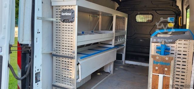 Dodávka s vysokou střechou FORD Transit  Werkstatteinbau