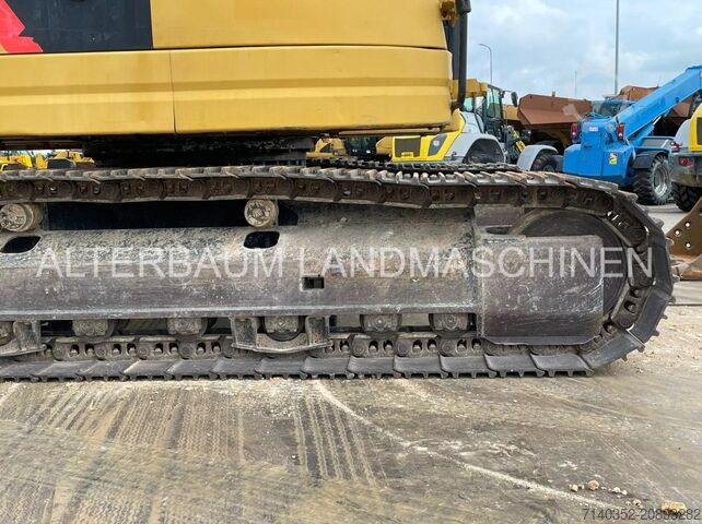 Crawler excavator Caterpillar 325F LCR