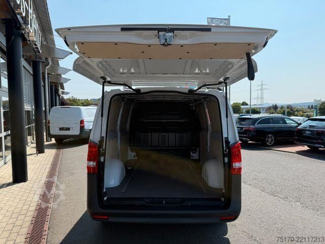 Kombi med högt tak Mercedes-Benz Vito 116 CDI 9G Extral Klima Kamera SHZ