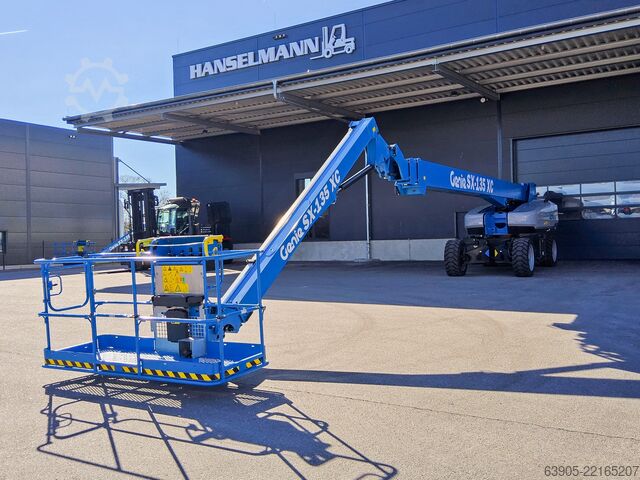 Teleskopisk arbejdsplatform Genie SX-135 XC