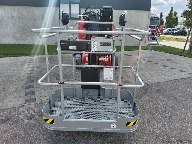 Plate-forme de travail télescopique articulée Manitou 150 AETJC