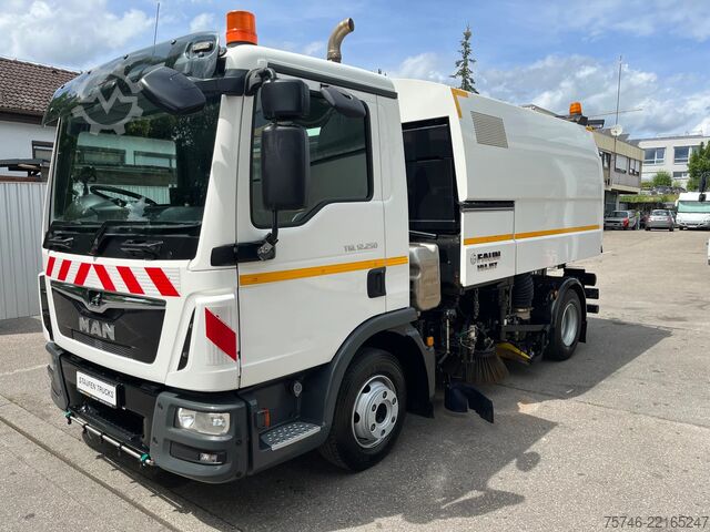 Măturătoare stradală MAN TGL 12.250 *Kehrmaschine  *FAUN Viajet 5R/LH
