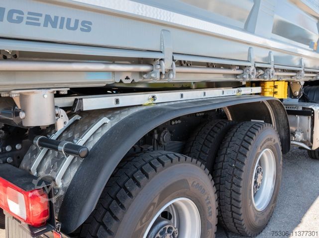 Třístranný sklápěč DAF FAT XFC 530 Meiller Trigenius D316