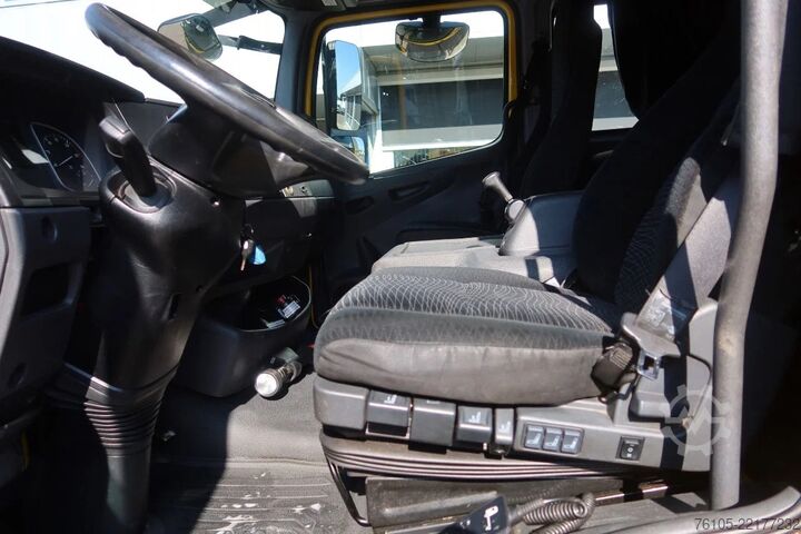 Autószállító furgon Mercedes-Benz Atego 1221 1221 L  Takel wagen 6 Persoons
