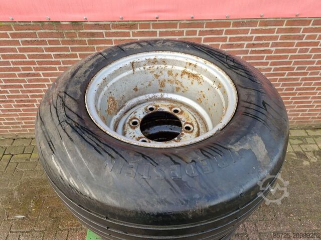 Τροχός με ελαστικό  Banden 15/55/17 - Gebruikt