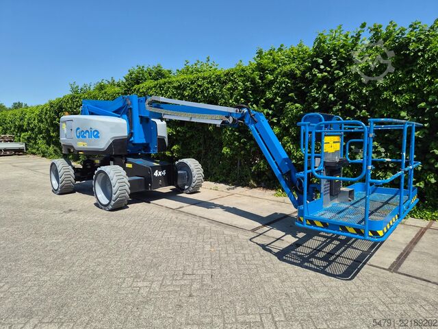 Scharnierende telescopische hoogwerker Genie Z-60/37 DC