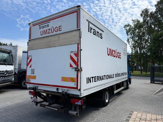 Transporter mit Koffer MAN TGL 8.220 / 6 Personen