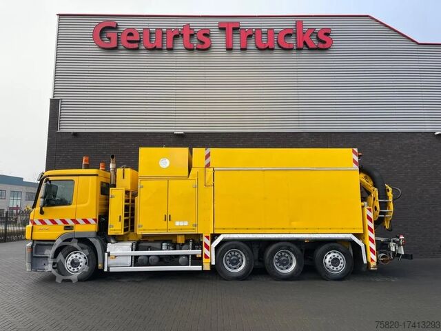 Zuigvoertuig Mercedes-Benz Actros 3248 8X4 TRIDEM MTS DINO 12 SAUGBAGGER/S...