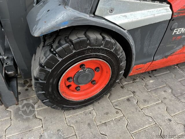 Elektrische vorkheftruck 3 wielen Linde E15-02