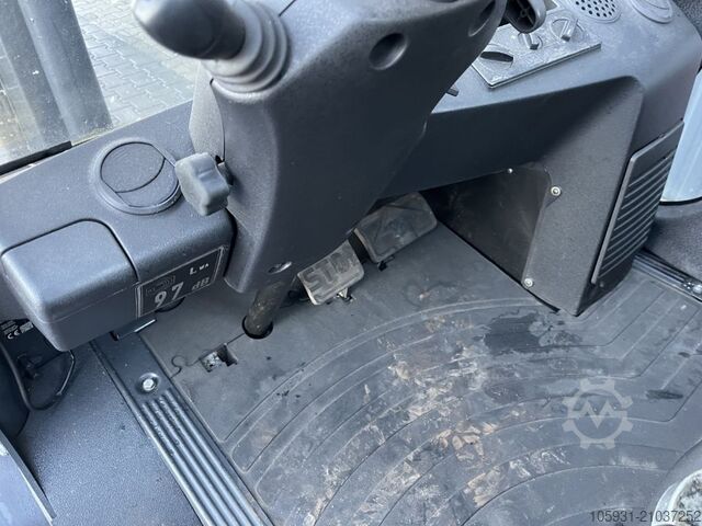 Dieselové vysokozdvižné vozíky Linde H35D-02