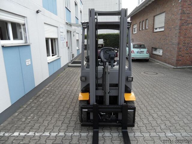 Stivuitoare GPL Jungheinrich TFG 316 - weiße Reifen - Freihub