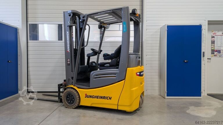 Stivuitor electric cu 3 roți Jungheinrich EFG 215 GE115-480DZ