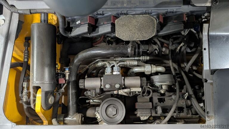 Stivuitor electric cu 3 roți Jungheinrich EFG 215 GE115-480DZ