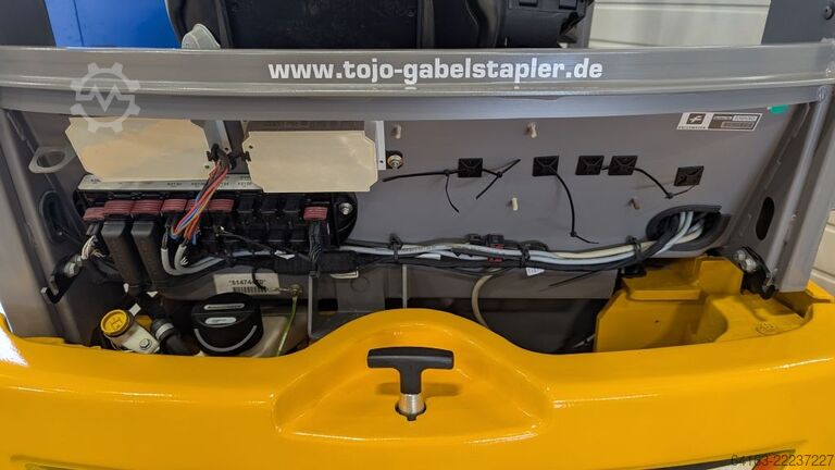 Stivuitor electric cu 3 roți Jungheinrich EFG 215 G115-330ZZ