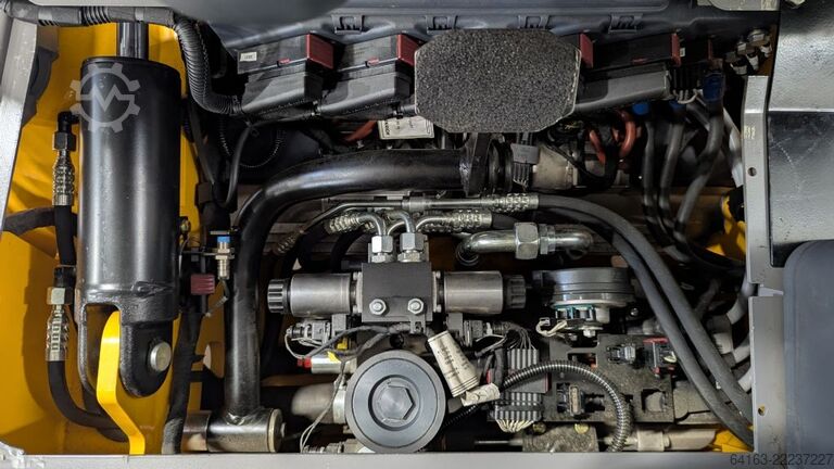 Stivuitor electric cu 3 roți Jungheinrich EFG 215 G115-330ZZ