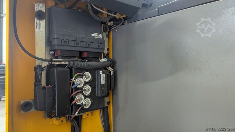 Stivuitor cu catarg retractabil Jungheinrich ETV 216 E GE 115 620DZ