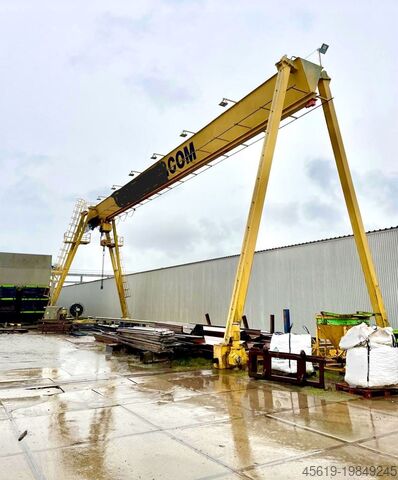 Portaalkraan Bollegraaf 30 ton