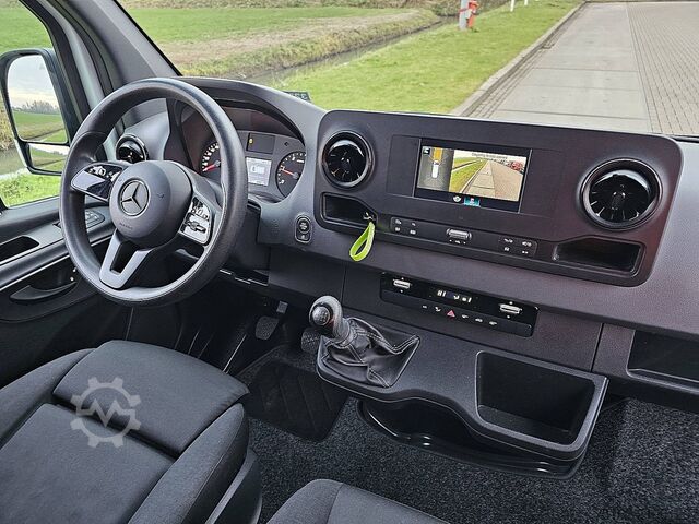 Personenbeförderung MERCEDES-BENZ SPRINTER 311 TOURER 9-Persoons