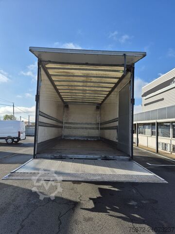 Box truck Renault D SERIES 12.240 DTI EURO 6 FURGON PAQUET