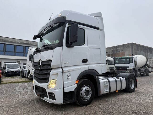 Standart çekici ünitesi Mercedes-Benz Actros 1845 ADR ÖL-Retarder Euro6