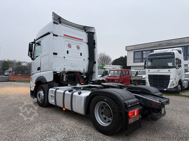 Standart çekici ünitesi Mercedes-Benz Actros 1845 ADR ÖL-Retarder Euro6