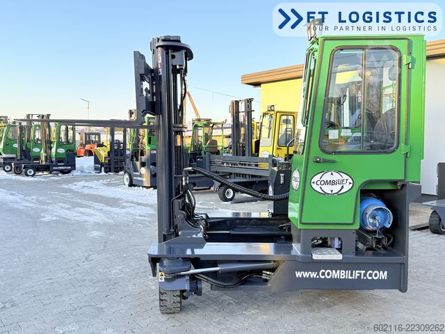 Empilhadeira multidirecional Combilift C4000 GAS TRIPLEX 5550 FREE LIFT CABIN