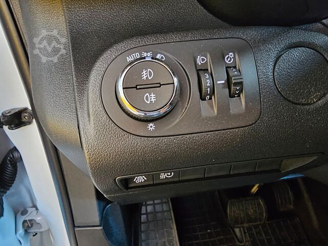Kastenwagen OPEL Combo-e Cargo XL 50-kWh Regalsystem Navi Kamera