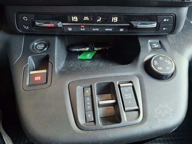 Kastenwagen OPEL Combo-e Cargo XL 50-kWh Regalsystem Navi Kamera