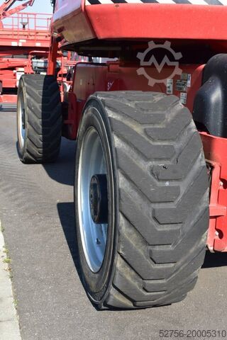 Platformă de lucru telescopică articulată JLG 1250 AJP