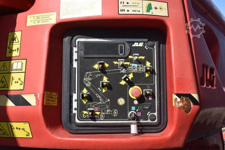 Platformă de lucru telescopică articulată JLG 1250 AJP