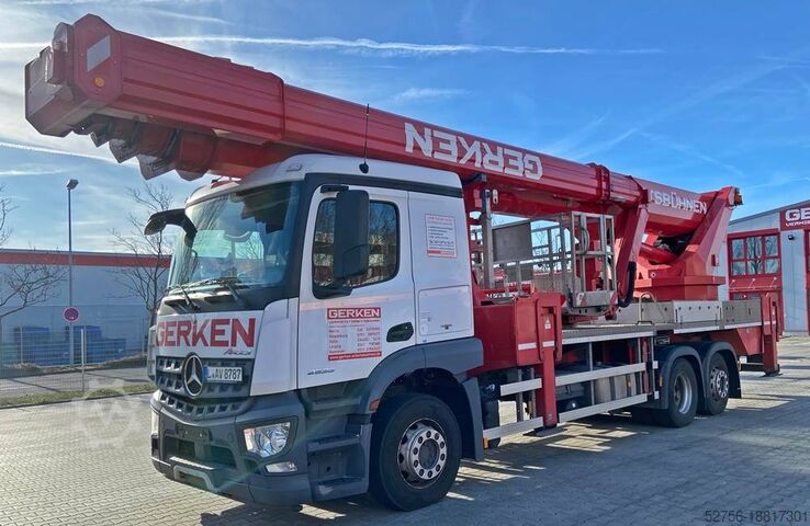 Op vrachtwagen gemonteerd platform Ruthmann T540