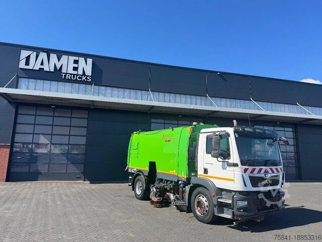 Spazzatrice MAN TGM 18.290 met BROCK  SL 280 opbouw