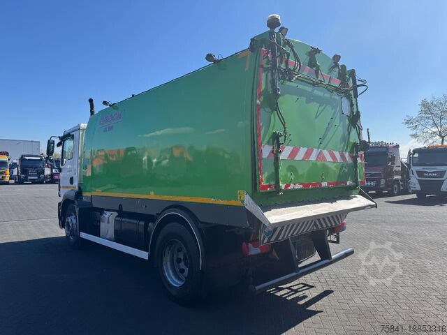 Spazzatrice MAN TGM 18.290 met BROCK  SL 280 opbouw