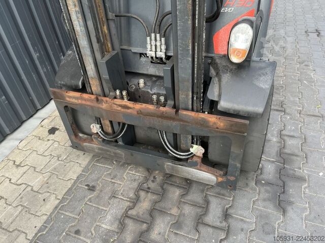 LPG targoncák Linde H30T-02