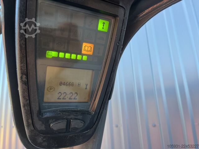 Ηλεκτρικό περονοφόρο 3 τροχούς Linde E16C-01