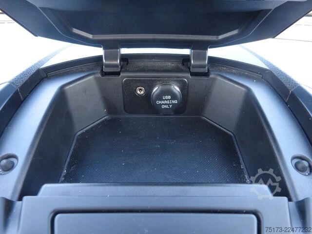 Kassevogn FORD Transit Courier Kasten 75PS Klima Bluetooth