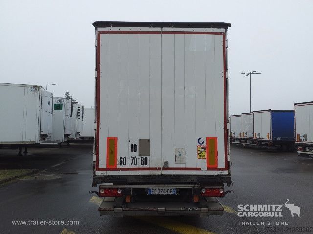 Öppen semitrailer med kapell Schmitz Cargobull Semitrailer Curtainsider Standard Hayon