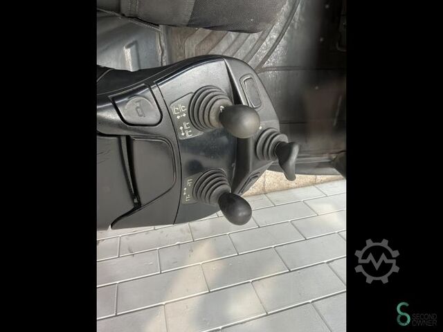 Gaffeltruck Linde H 50 D (394)