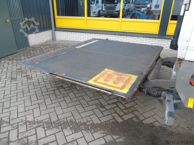 Refrigerated/freezer transport MAN TGM 18.250 + carrier supra 850 + euro 6 + lift ...