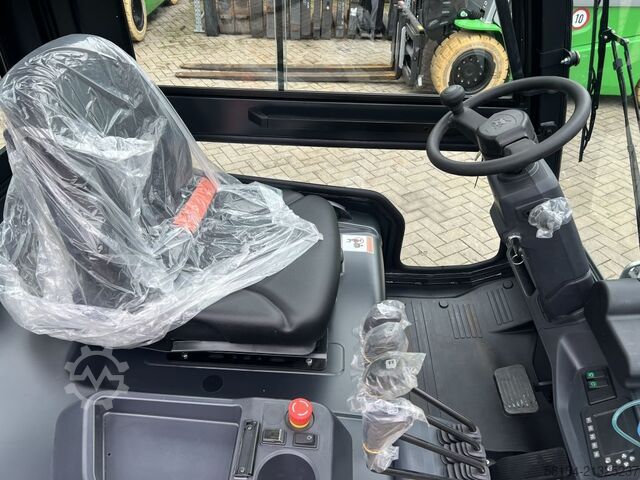 Elektrische vorkheftruck met 4 wielen Bobcat B35NS