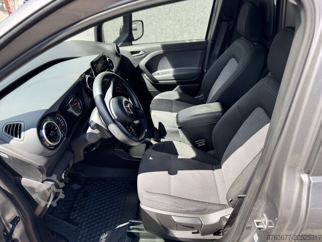Mercedes-Benz Citan 110 CDI 95PK Diesel 2021 Airco / DAB + / Apple Carplay / Camera / LM Velgen MERCEDES-BENZ Citan 110 CDI 95PK Diesel 2021 Airco / DAB + / Apple Carplay / Camera / LM Velgen