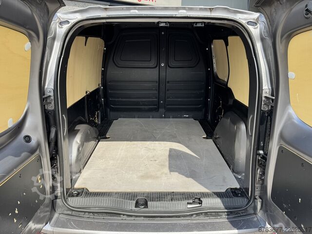 Mercedes-Benz Citan 110 CDI 95PK Diesel 2021 Airco / DAB + / Apple Carplay / Camera / LM Velgen MERCEDES-BENZ Citan 110 CDI 95PK Diesel 2021 Airco / DAB + / Apple Carplay / Camera / LM Velgen