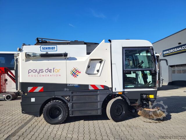 Zamiatarka drogowa Schmidt Cleango 500