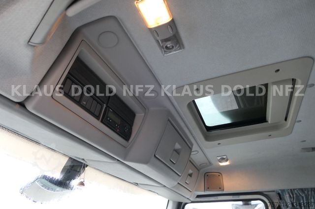 Tenteli düz yataklı kamyon VOLVO FE 300 Koffer XL-Tank LBW Euro 5