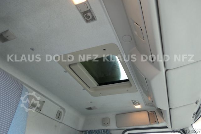 Tenteli düz yataklı kamyon VOLVO FE 300 Koffer XL-Tank LBW Euro 5