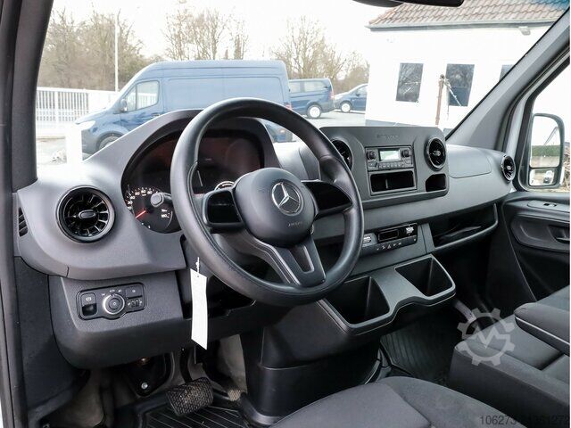 High top van Mercedes-Benz eSprinter 312 Kasten FWD,3.924mm Radstand