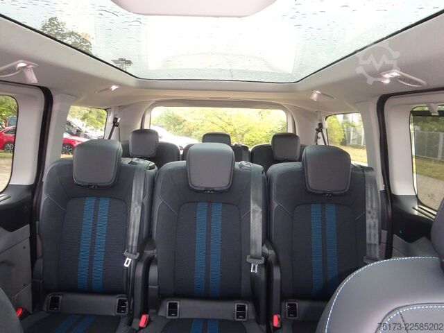 Minibusz FORD Tourneo Custom 320L1 Sport AWD Exklusiv Stndhz