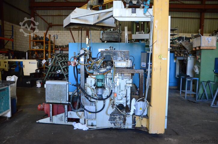 Centreerloze rondslijpmachine BOCCA MALANDRONE R 80/200 CNC