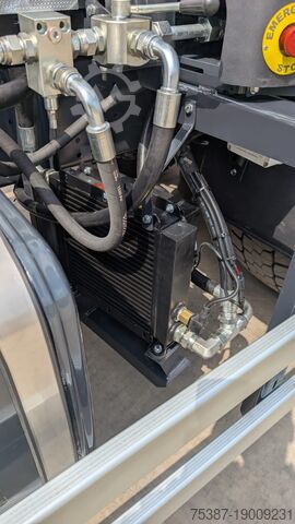 Kirakodó Iveco X WAY 260S500