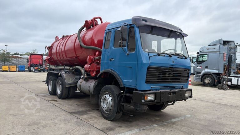 Όχημα αναρρόφησης Mercedes-Benz SK 2626 (6X4 / GRAND PONT / LAMES / 14000 LITERS)